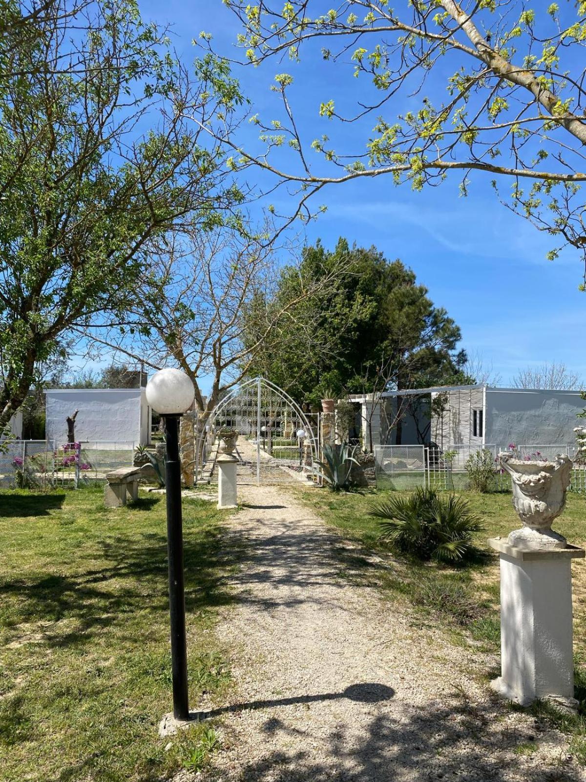 Agriturismo Tenuta La Monaca Aradeo Zewnętrze zdjęcie